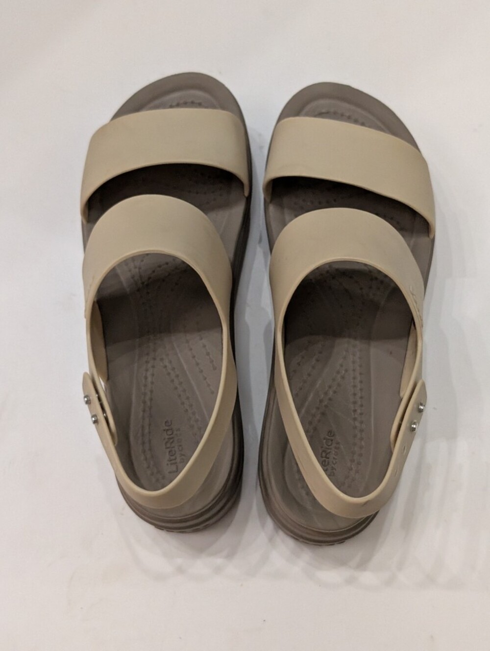 Crocs Women's 6 Brooklyn Low Wedge Platform Sandals Slingback Tan / Taupe - Picture 4 of 6